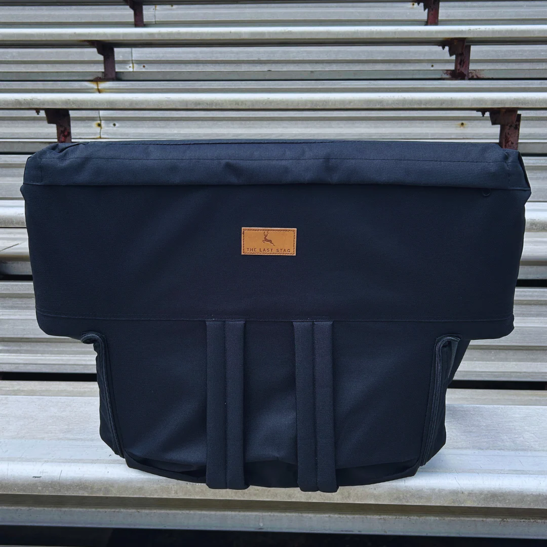 Black 23" Stadium Seat with Armrests - Image 3