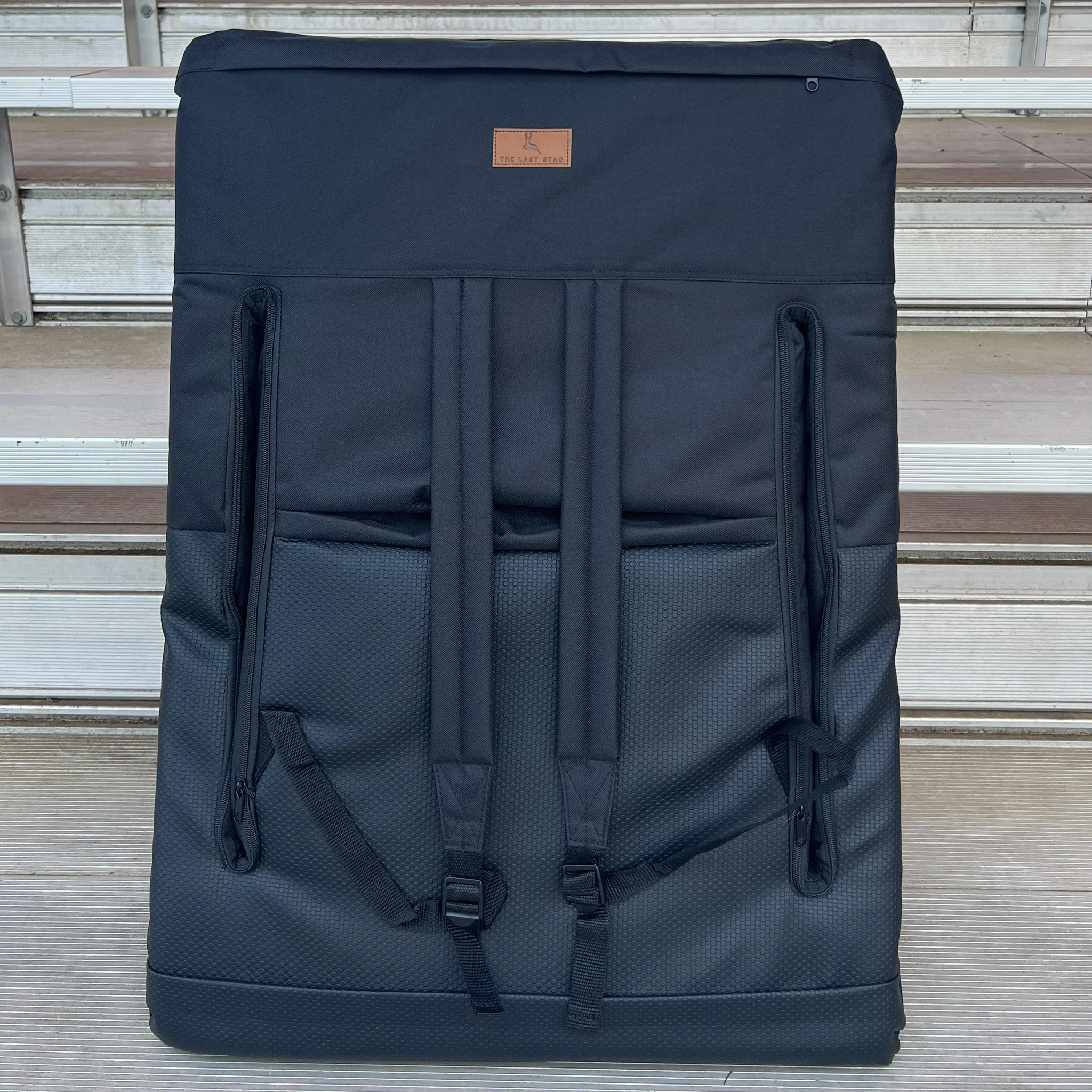 Black 23" Stadium Seat with Armrests - Image 4