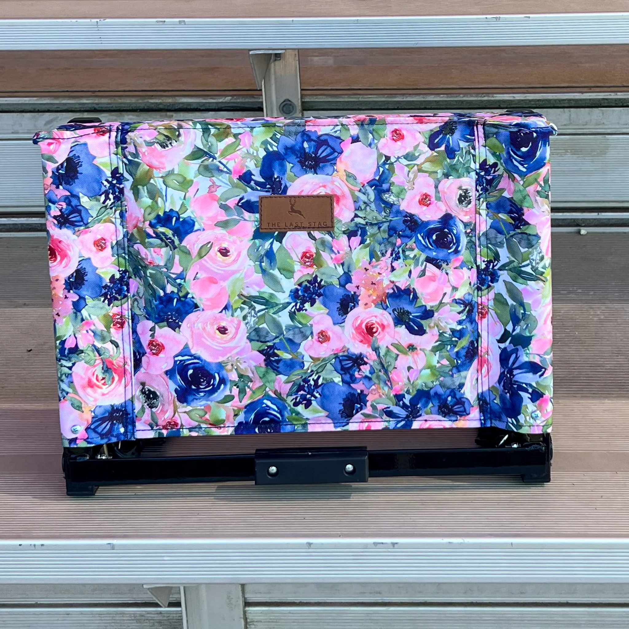 Secret Garden Folding Stadium Seat - Image 4